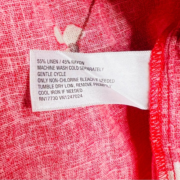 Universal Thread Floral Cropped Blouse - XSmall NWT - Picture 4 of 8